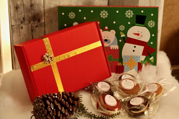6 pack Holiday Gift Box!