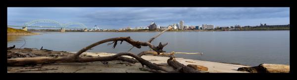 Panorama of Memphis from Arkansas with Driftwood