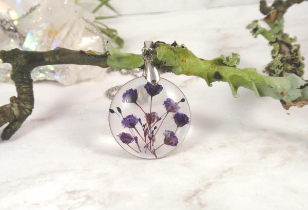 Purple flower necklace picture