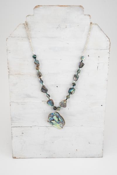 Abalone necklace picture