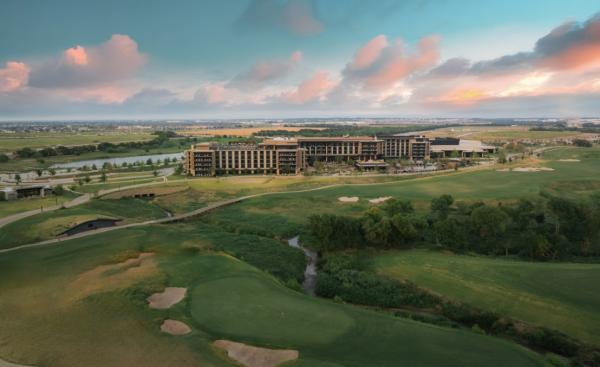 Gallery on the Green: Art Market at PGA Frisco