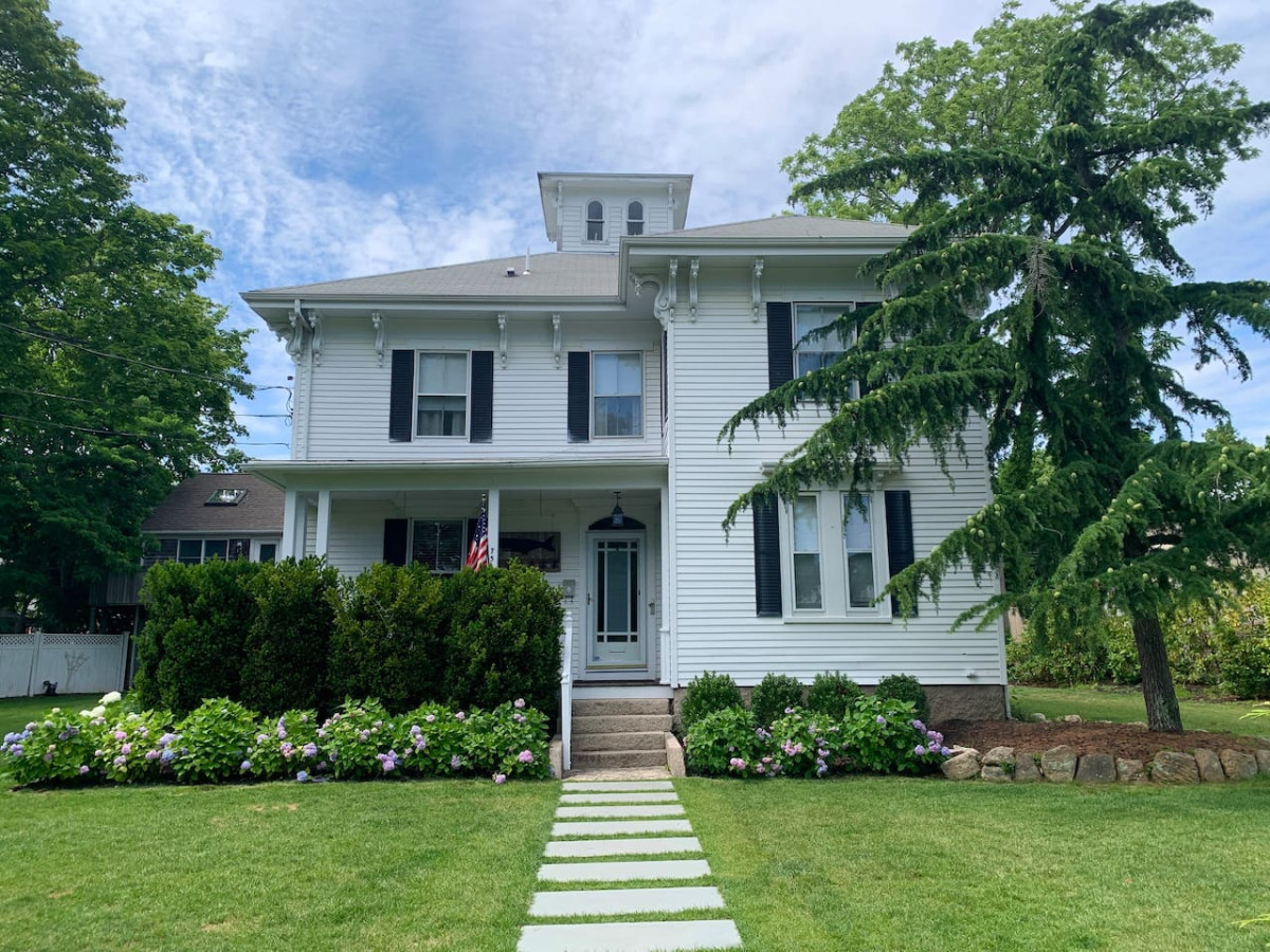 Sea Captains Estate