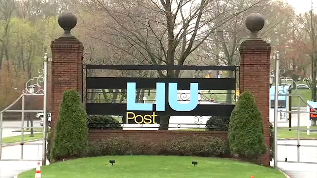 The Huntington Flea @ LIU POST