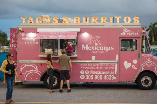 Food Truck/ Food Vendor Food Truck/ Food Vendor