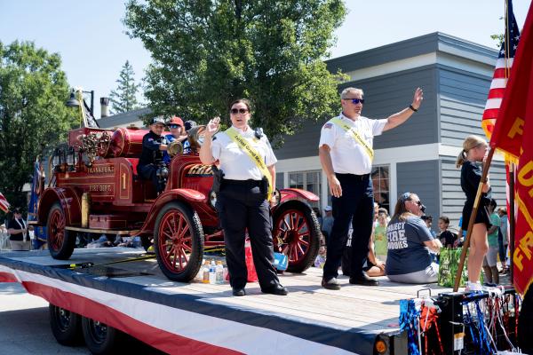 Parade Application Parade Application