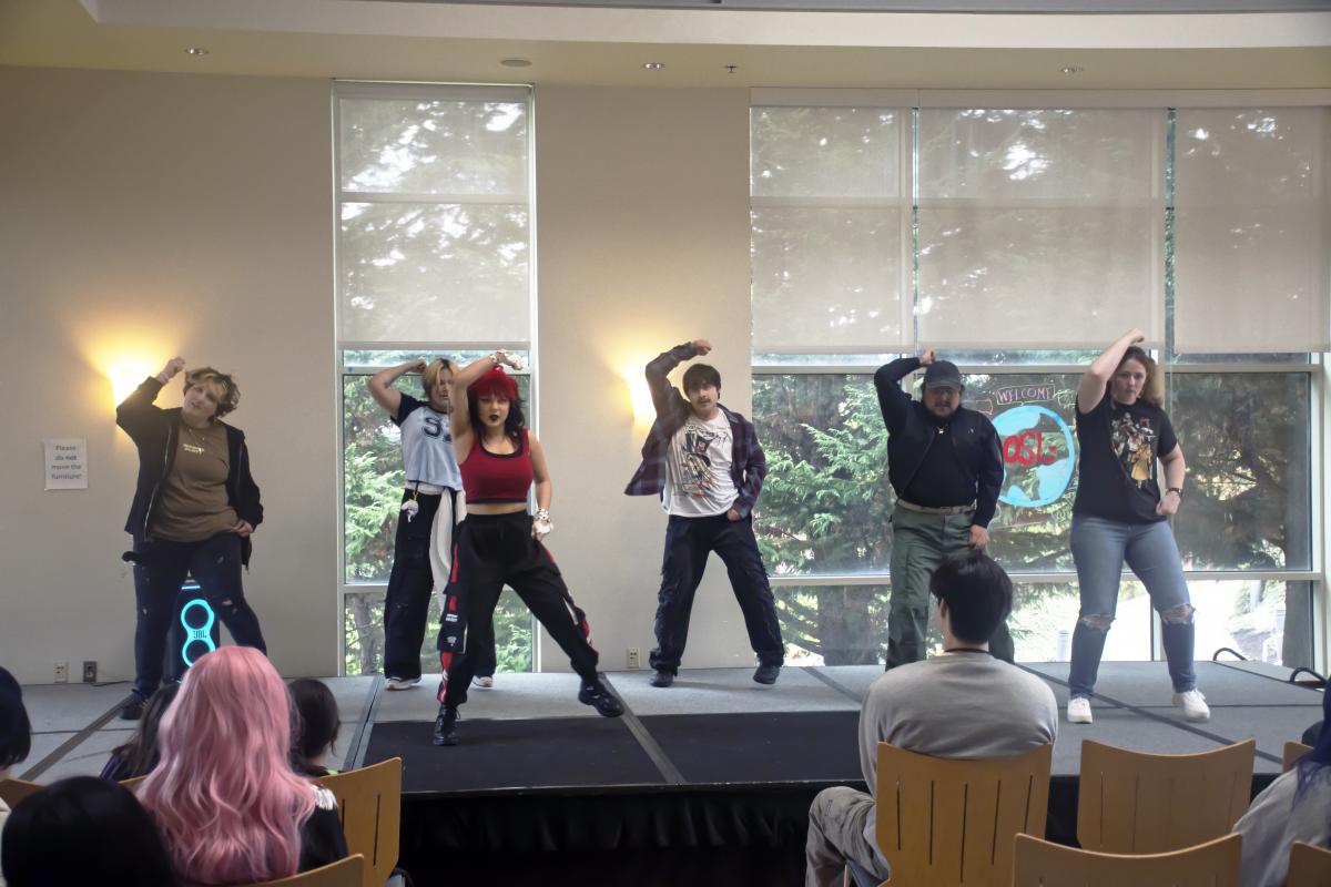 Bright-n-Rose's K-Pop Performance (Photo by:Lucent Designs Media International LLC)