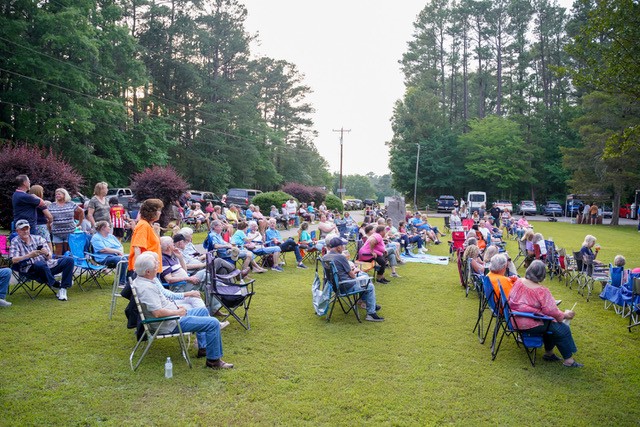 By Cecil Hudgins Photography