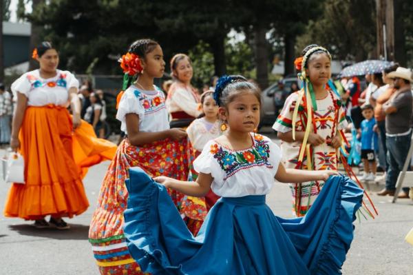 Fiesta Mexicana Parade 2025