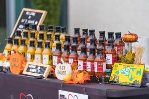Pickles, Pigs & Swigs Arts & Crafts Vendor 2025