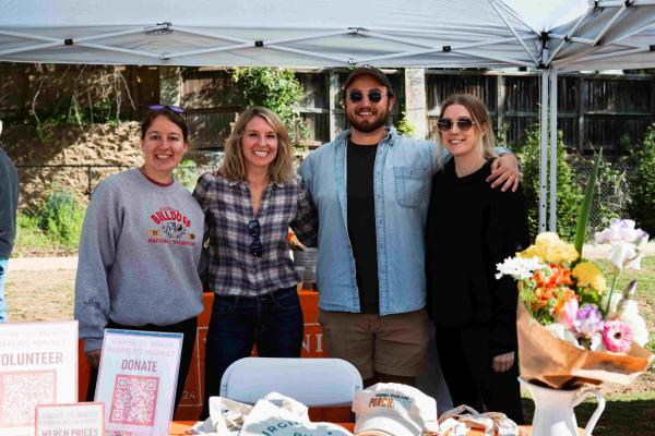 Volunteer at the Virginia Highland Farmers Market - Fall Season Volunteer at the Virginia Highland Farmers Market - Fall Season