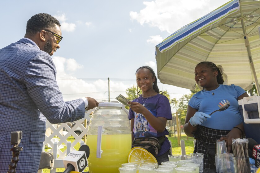 Snack & Beverage Vendor