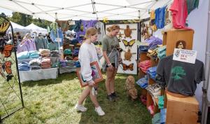 Saturday Vendor Rows #1-8 Customer Service Volunteers