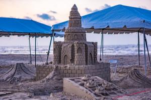 Sandcastle Sculpture Assistant