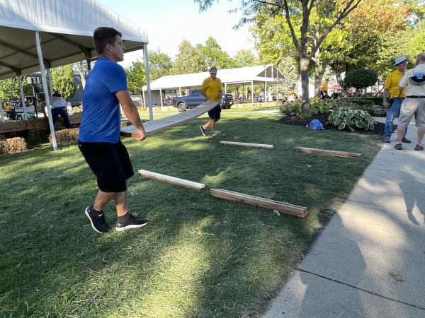 2022 Fall Fest Set-Up and Take-Down Volunteers 2022 Fall Fest Set-Up and Take-Down Volunteers
