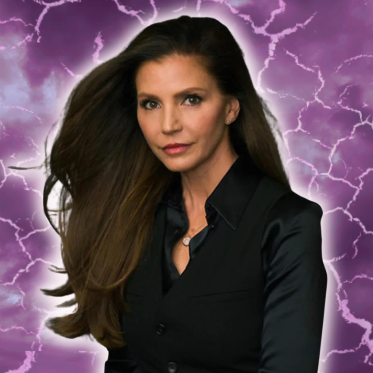 Sunday Photo Op with Charisma Carpenter cover picture