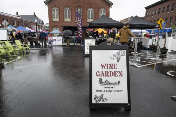 Beer & Wine Garden Beer & Wine Garden
