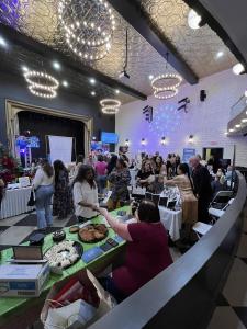 Non-Chamber Member Booth