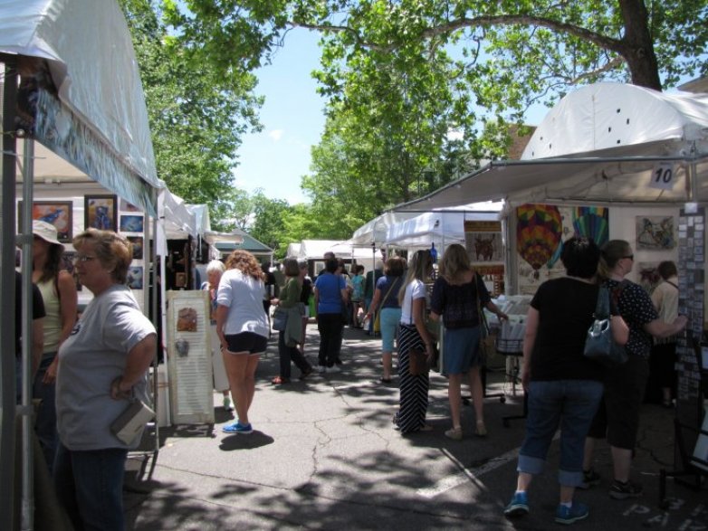 Dahlonega Arts & Wine Festival