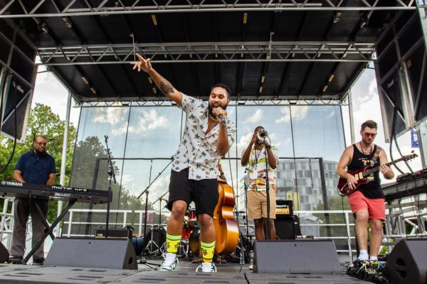 Echoes of the City Stages: Capturing the Rhythm and Heartbeat of the City