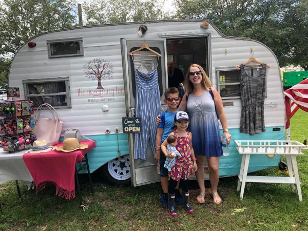 The Dreaming Tree Mobile Boutique
