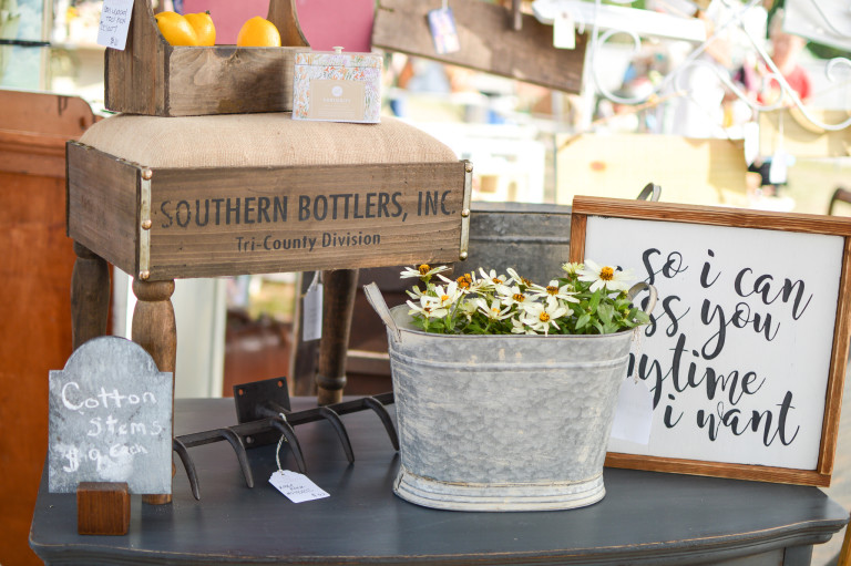 French Country Flea Market, Fall Show