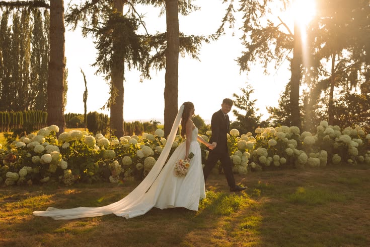 Amelia Vendor Wedding Crawl cover image