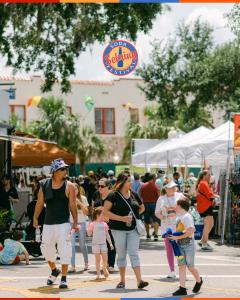 Large Food Truck/vendor