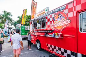 Food Vendor (Trucks & Tents)