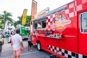 Food Vendor (Trucks & Tents)