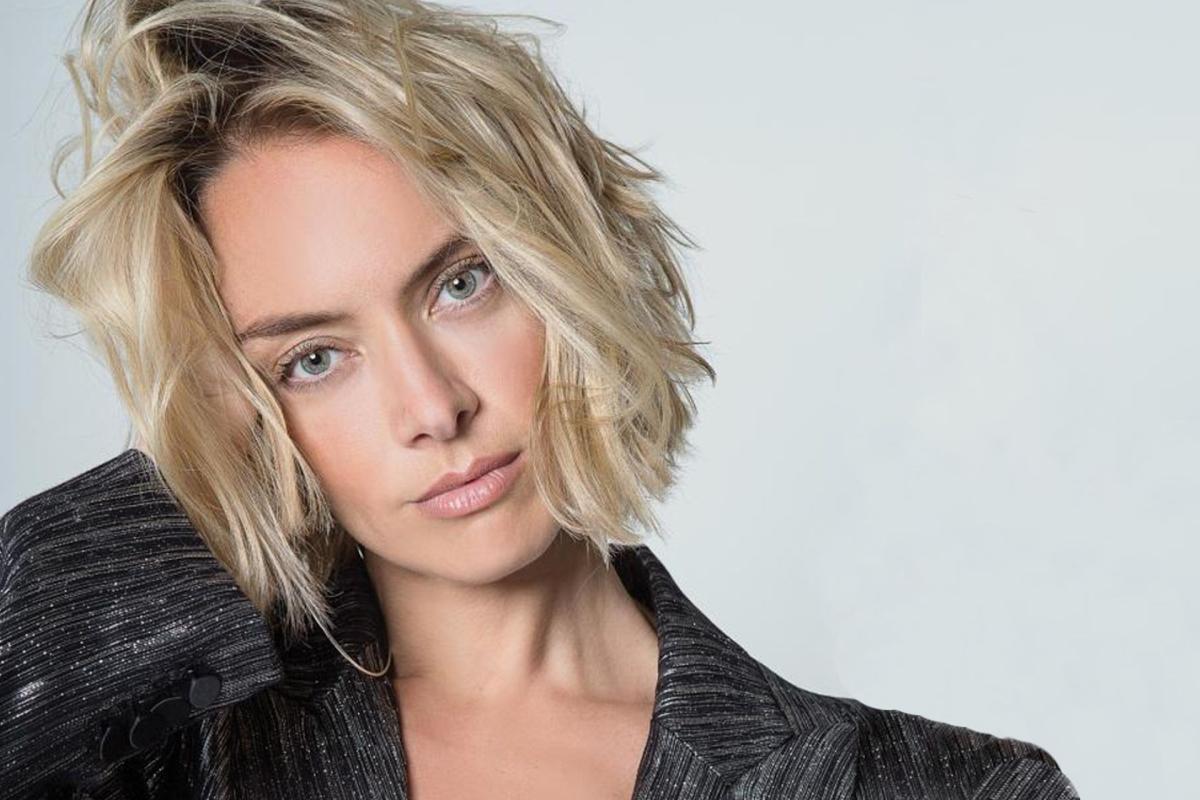 Rachel Skarsten - Photo Op cover picture