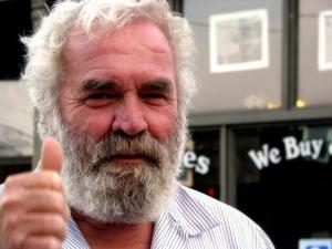 Mistletoe Market Volunteer Sign-Up