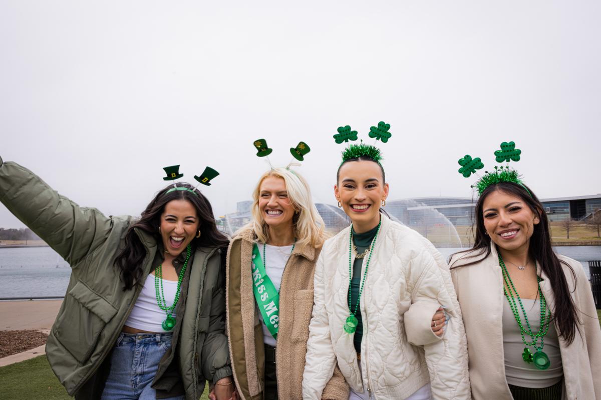 Shamrock Sips - Clover Crew (4 Pack) cover picture