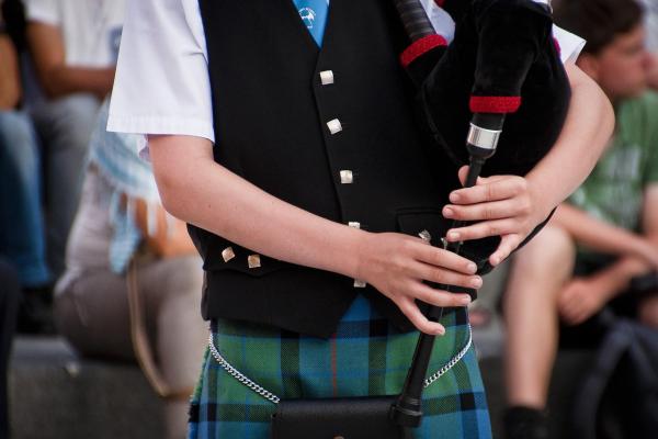 Individual Piping and Drumming Entry