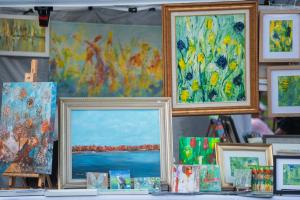 ART  / RETAIL VENDOR APPLICATION