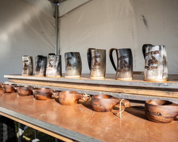 Merchandise & Exhibits Vendors