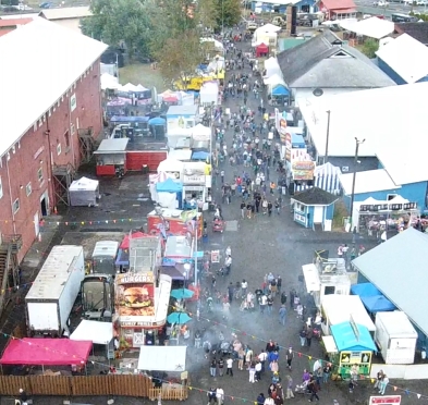 Outdoor Commercial Booth