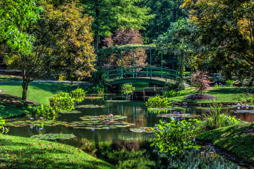 Gibbs Gardens Fall Arts on the Great Lawn
