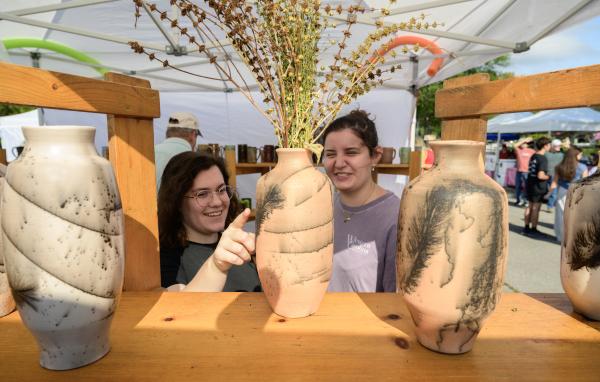 Arts & Crafts Vendors