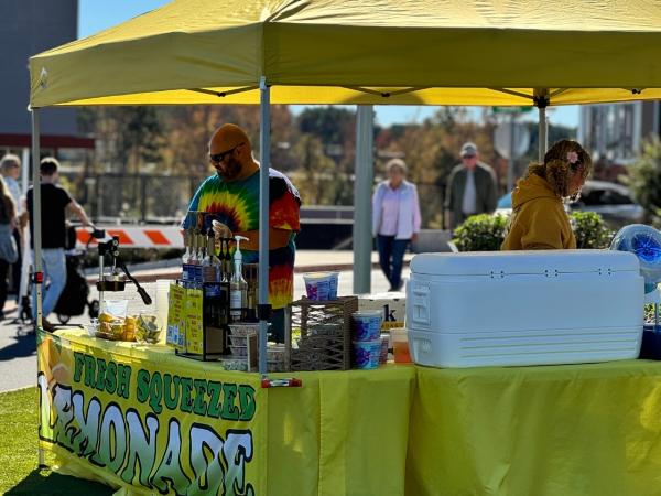 Brightspeed's Merry + Bright Christmas Drone Light Show: Beverage Vendor Application