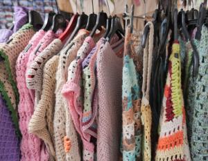 Commercial Arts & Crafts