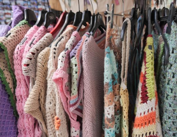 Commercial Arts & Crafts