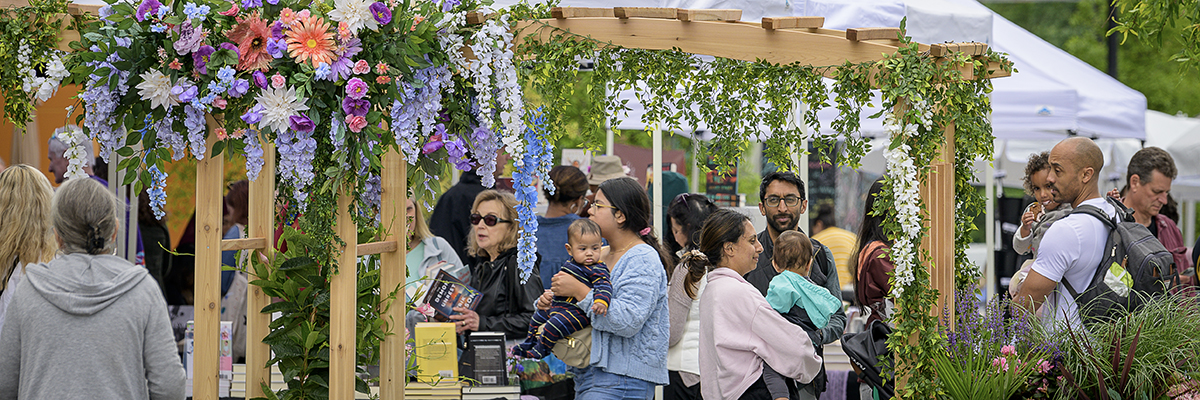 Books in Bloom//Next Chapter