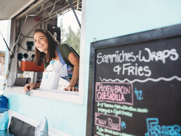 Large Food Truck 28' x 10'