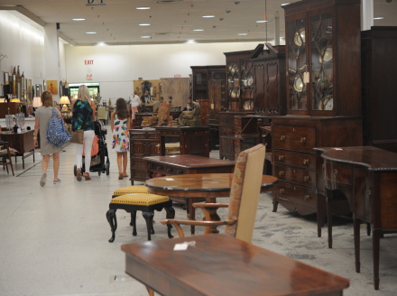 Scott Antique Markets