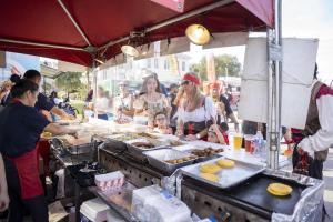 Food Vendor