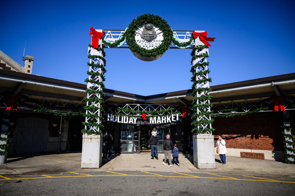 Montclair Flea Holiday Market