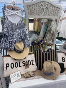 BUY/SELL EXHIBITOR
