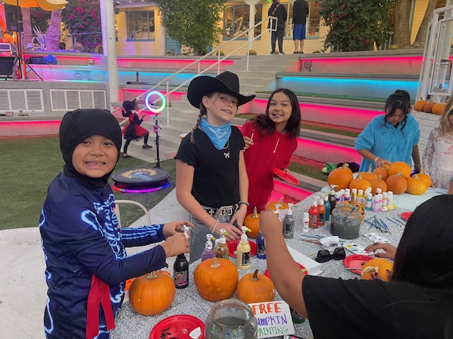 TRICKS & TREATS ON FREMONT STREET
