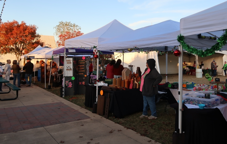 Non-Food/Beverage  Marketplace Vendors