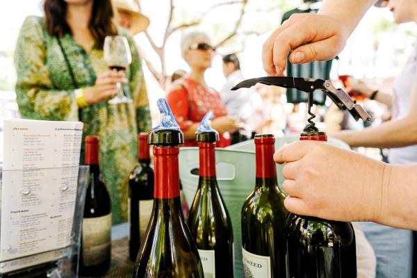 Wine & Tasting Application Wine & Tasting Application